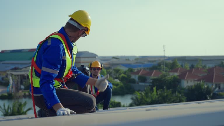 Best Emergency Roof Repair Services  in Amelia Court House, VA